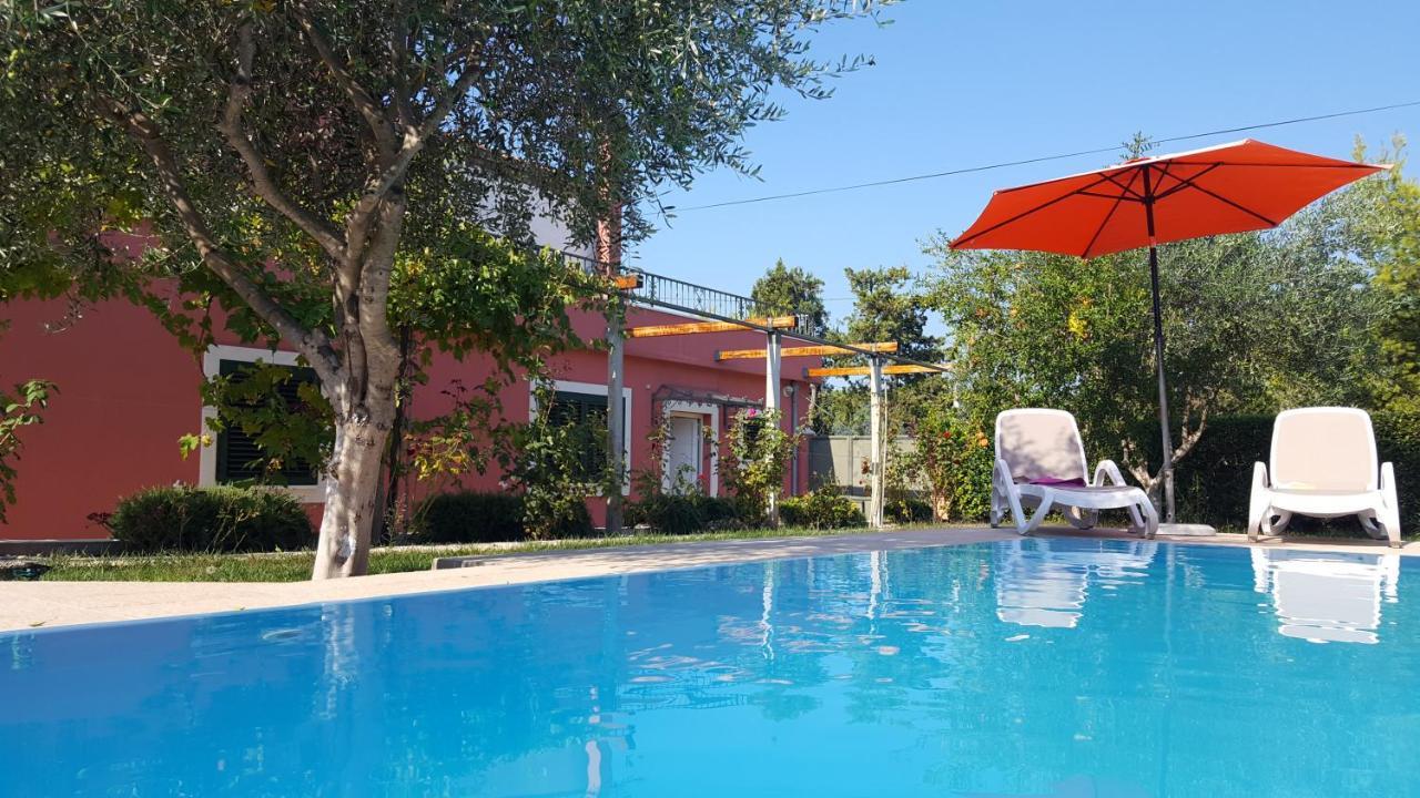 Villa Luna Sutomiscica Экстерьер фото