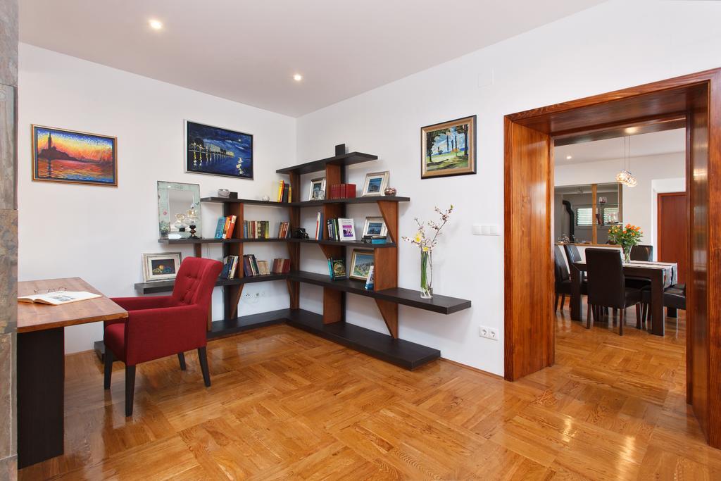 Villa Luna Sutomiscica Экстерьер фото