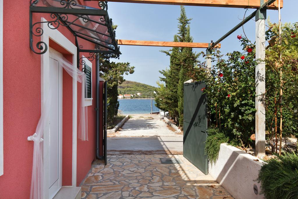 Villa Luna Sutomiscica Экстерьер фото
