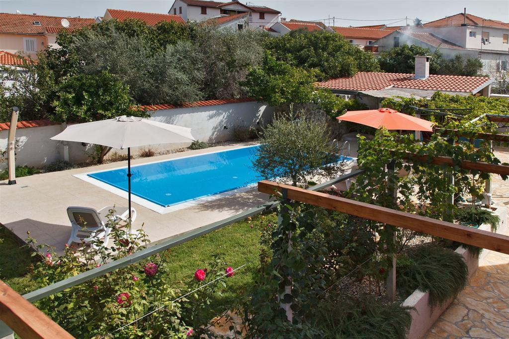 Villa Luna Sutomiscica Экстерьер фото