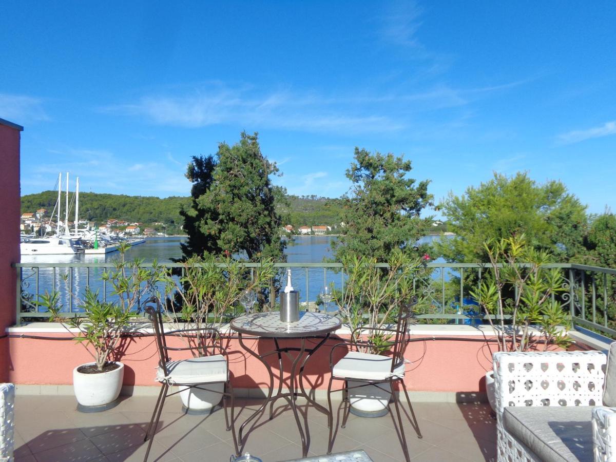 Villa Luna Sutomiscica Экстерьер фото