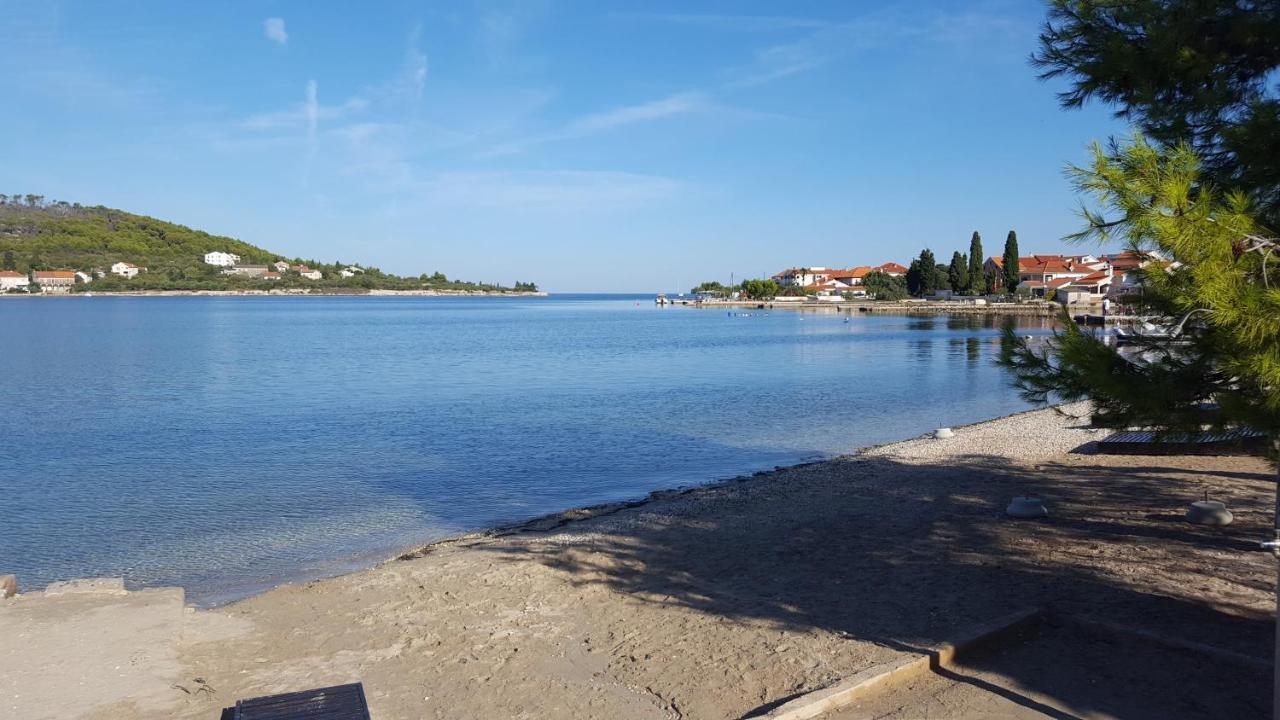 Villa Luna Sutomiscica Экстерьер фото