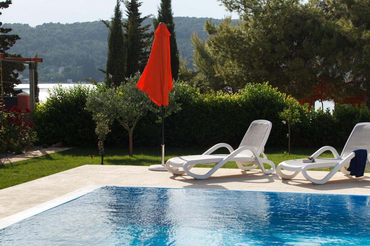 Villa Luna Sutomiscica Экстерьер фото