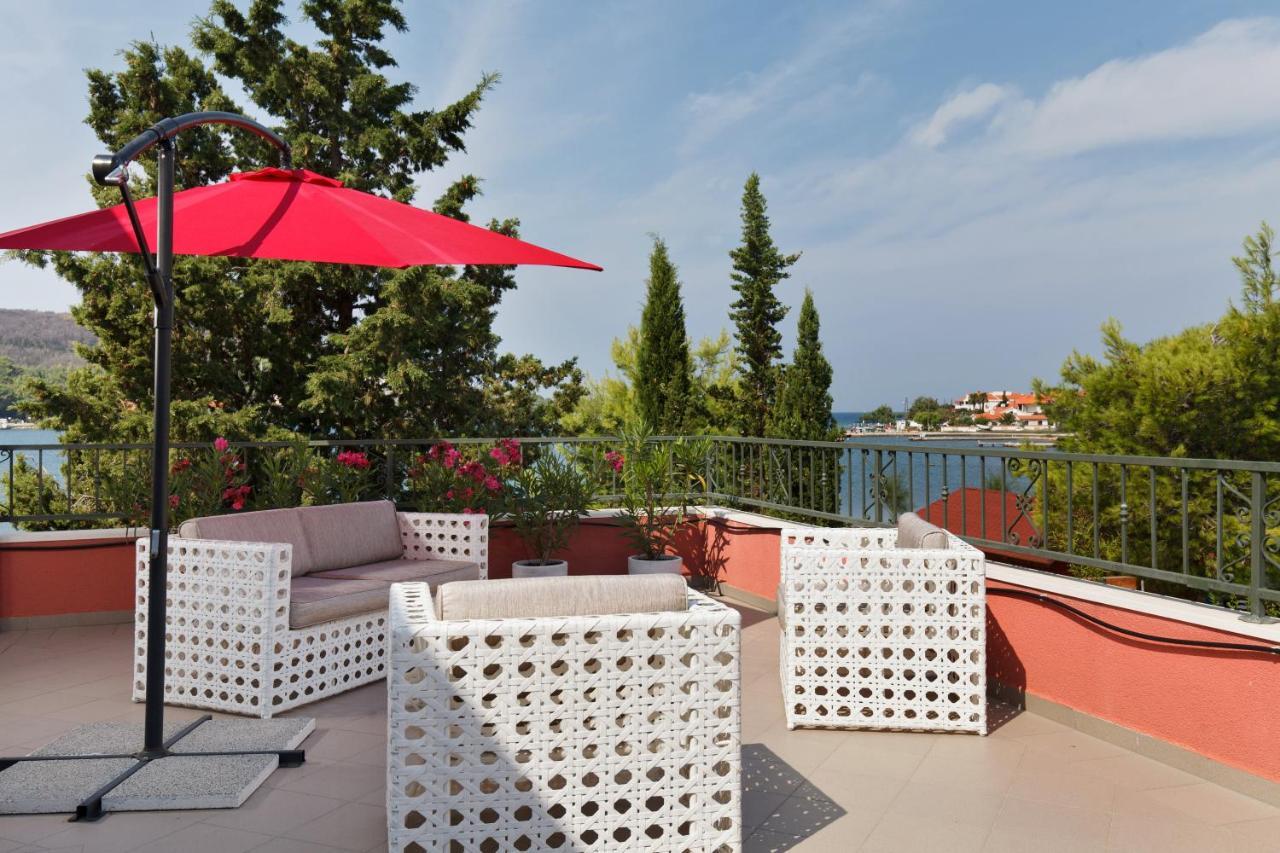 Villa Luna Sutomiscica Экстерьер фото